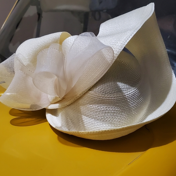 Ann Marie Accessories - Tea party/church/Kentucky Derby Hat